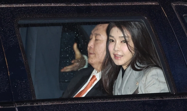 윤석열 전 대통령과 부인 김건희 여사. 연합뉴스